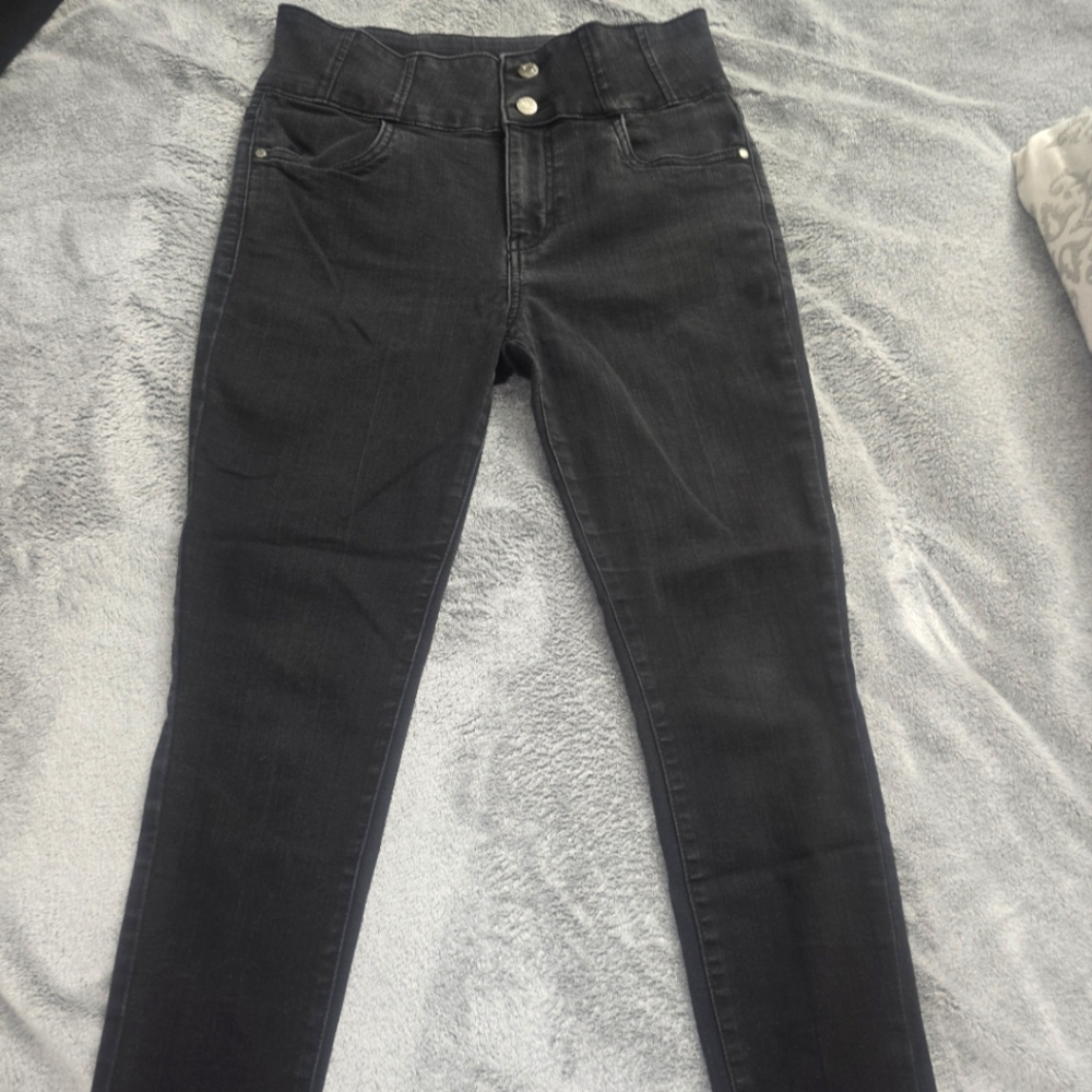 Guess pants